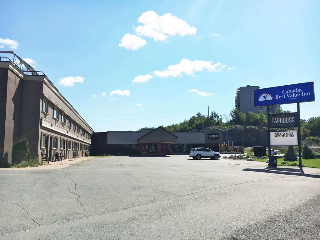 Rodeway Inn Садбери Экстерьер фото